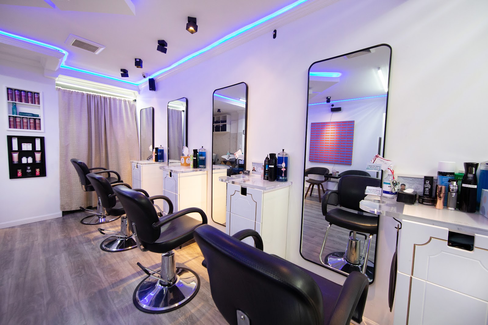 Space Hair Salon interior